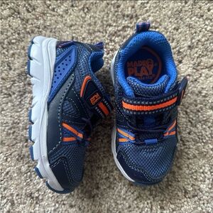 NWOT Stride Ride Journey sneakers size 4.5